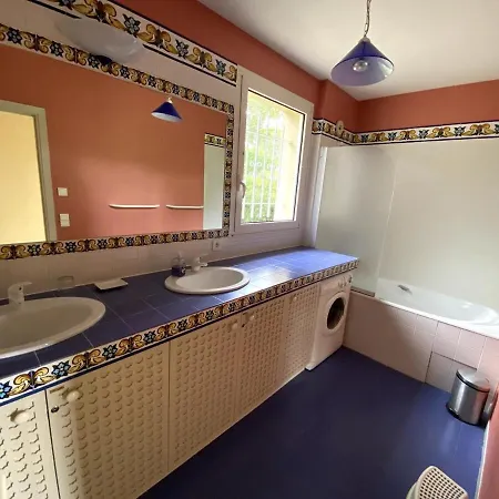 Villa Frgk Claude Juan-les-pins Luxury With Pool & Ultra-fast Wi-fi