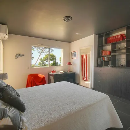 Frgk Claude Juan-les-pins Luxury With Pool & Ultra-fast Wi-fi אנטיב