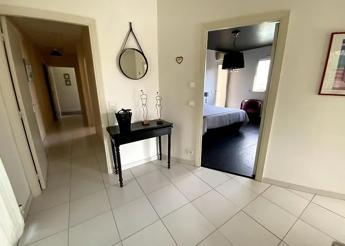 Frgk Claude Juan-les-pins Luxury With Pool & Ultra-fast Wi-fi