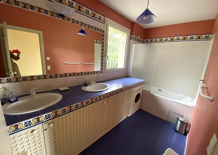 Villa Frgk Claude Juan-les-pins Luxury With Pool & Ultra-fast Wi-fi